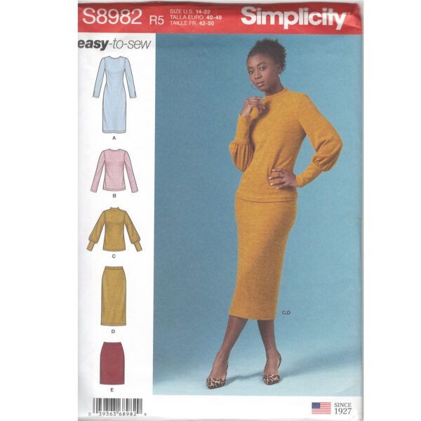 Simplicity 8982 R5 kjole nederdel og bluse